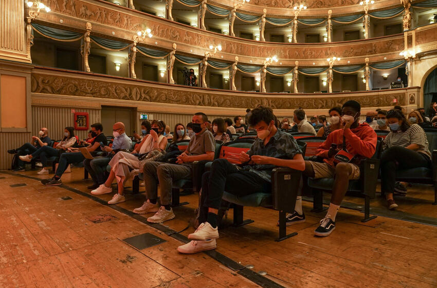 FESTIVAL DELL’ECONOMIA DI TRENTO
Al via “Visioni di futuro”:
iniziativa dedicata agli studenti universitari e delle scuole di direzione aziendale
per raccogliere idee e soluzioni sui temi del