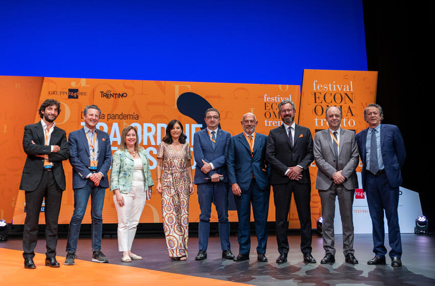 Scelto il tema della 18° edizione del Festival dell’Economia di Trento:
“IL FUTURO DEL FUTURO. Le sfide di un mondo nuovo”
Dal 25 al 28 maggio 2023 se ne discuterà a Trento con economisti, acc